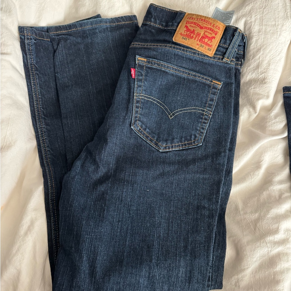 Levi's Men's 541 Athletic Fit Jeans 33W x 32L (new w/o tags)